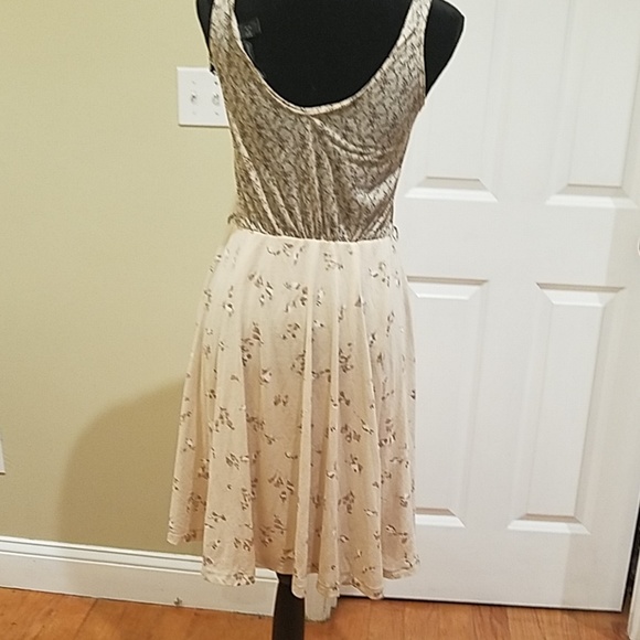 Cream Mango casual sportswear dress(Brand new) - Picture 2 of 3
